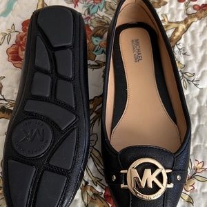 Michael Kors size 8 Black